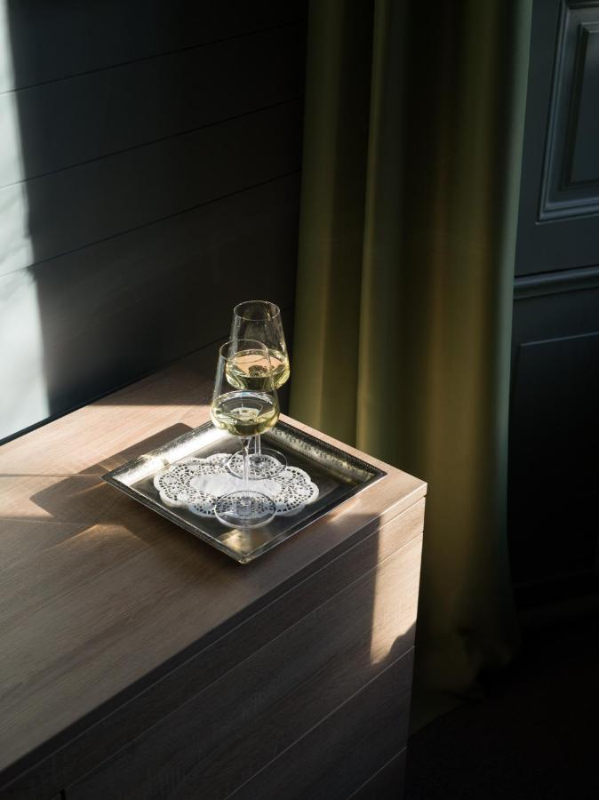 Saint Shermin & Champagne Hotel 4*
