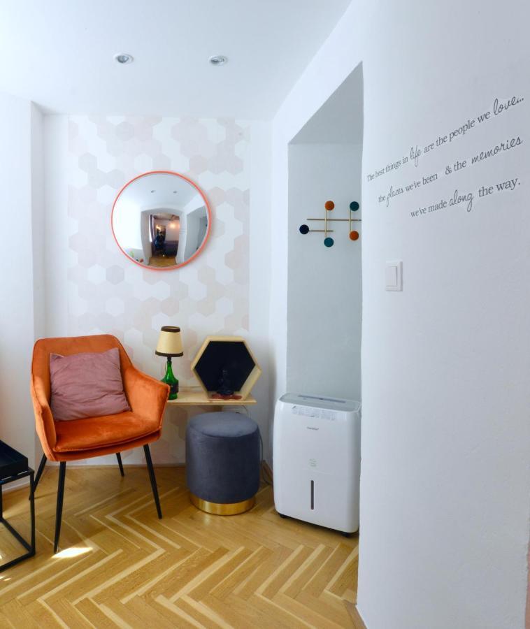 Apartment Your Stylish Basement Loft Close To Schonbrunn Vienna