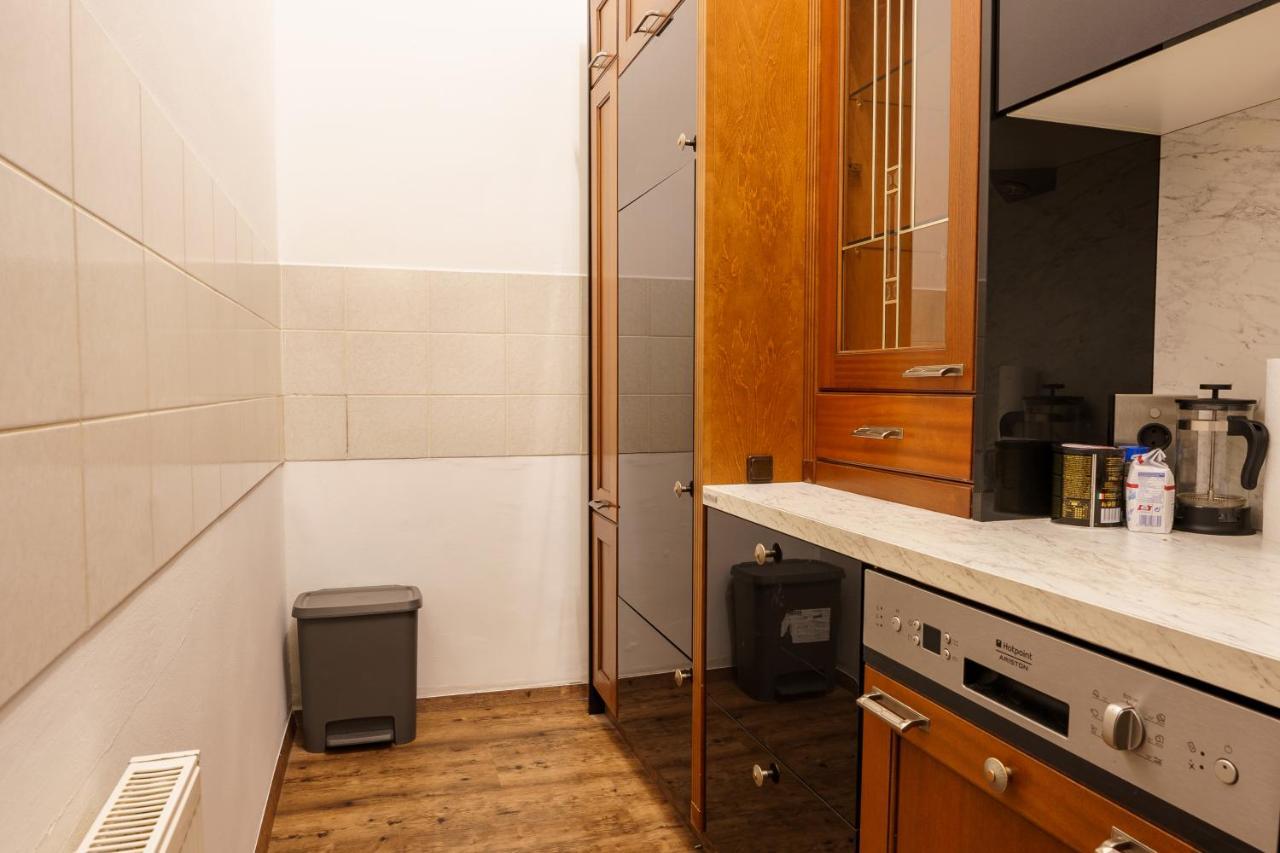 Living - Klosterneuburger Straße Wien