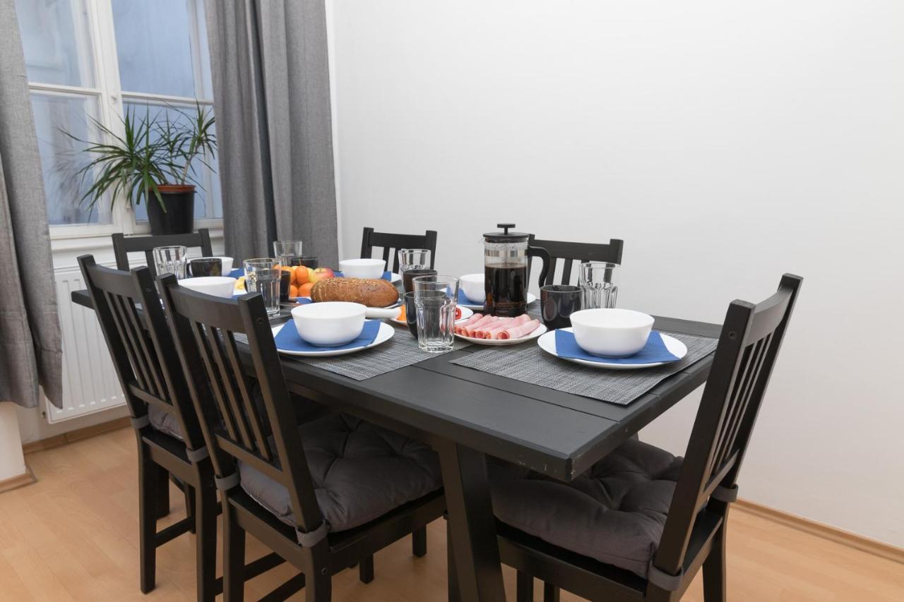 Spacious 2 Bedrooms In 4th District Near Karlskirche Vienna