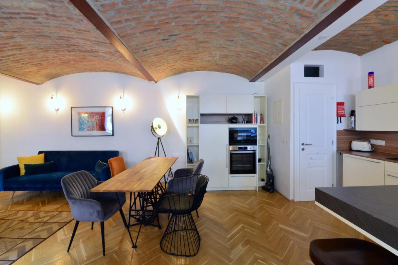 Apartment Your Stylish Basement Loft Close To Schonbrunn Vienna