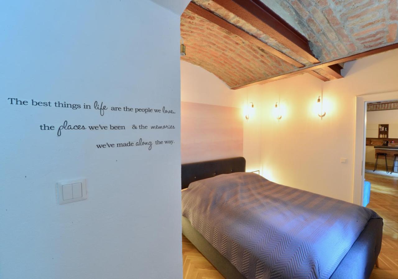 Your Stylish Basement Loft Close To Schonbrunn Apartment