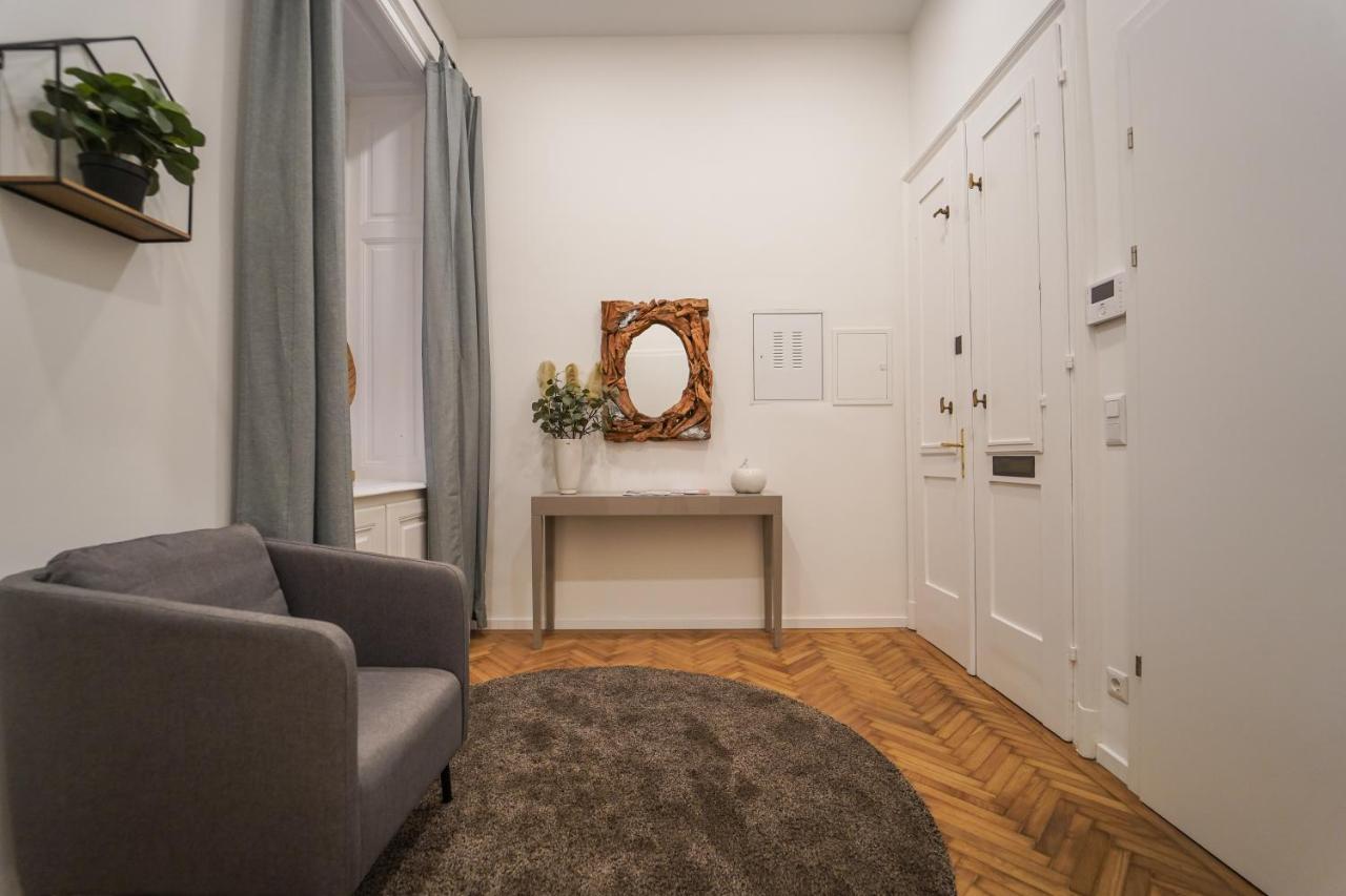 Apartment Vina #2 *