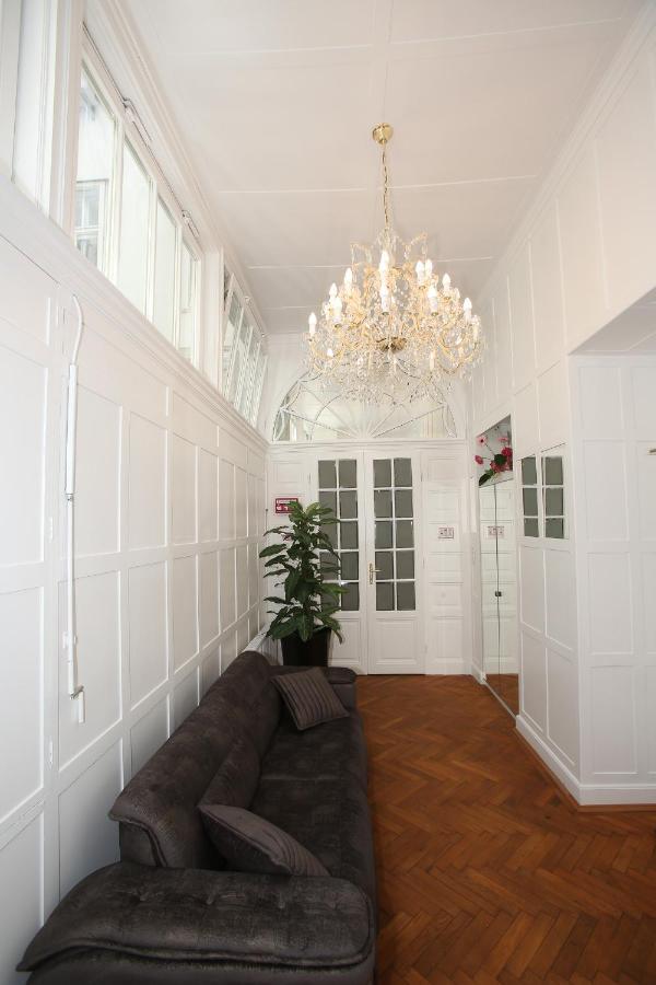 Apartment Opera Vienna