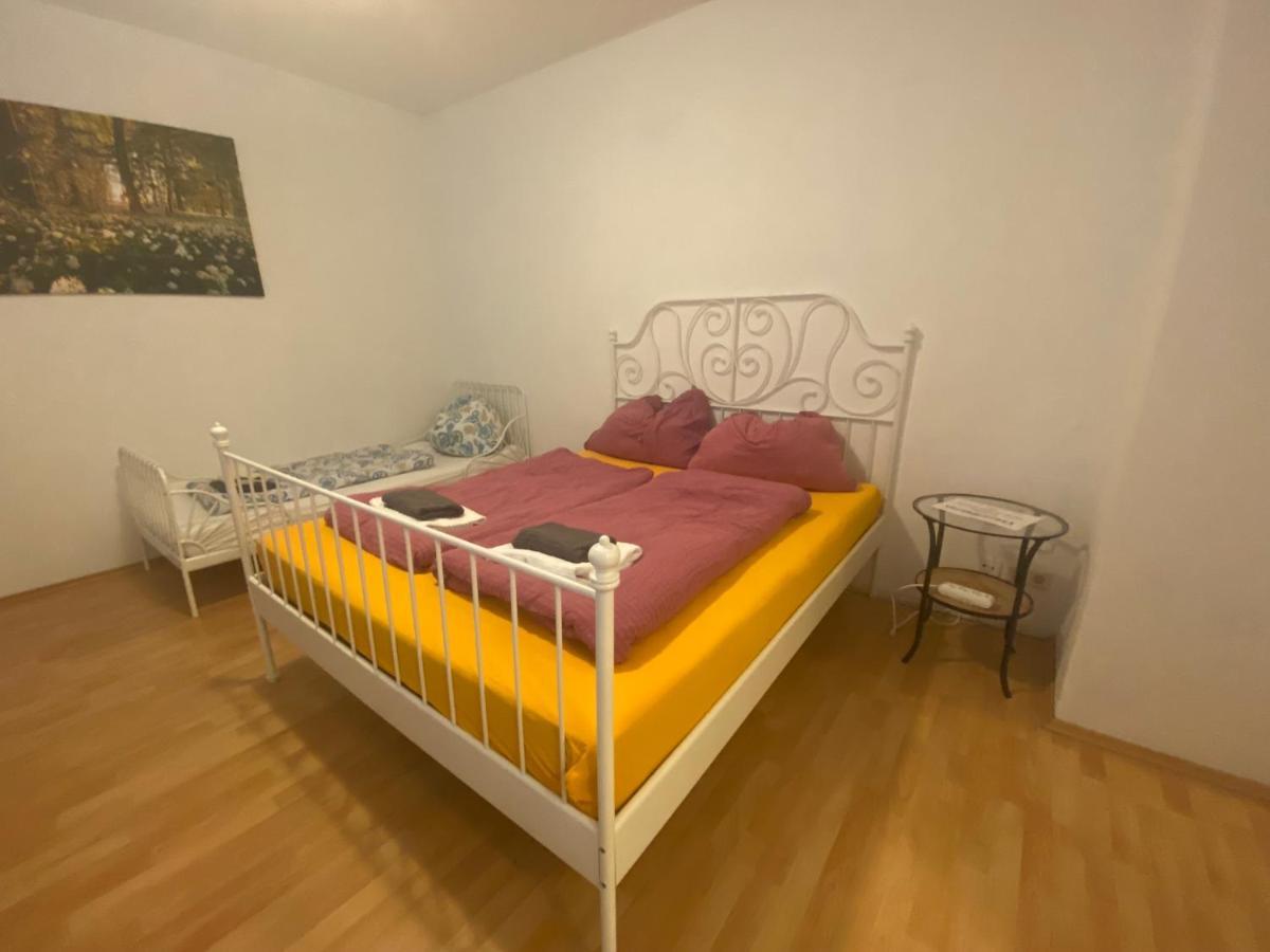 Apartment Alpha 1 *