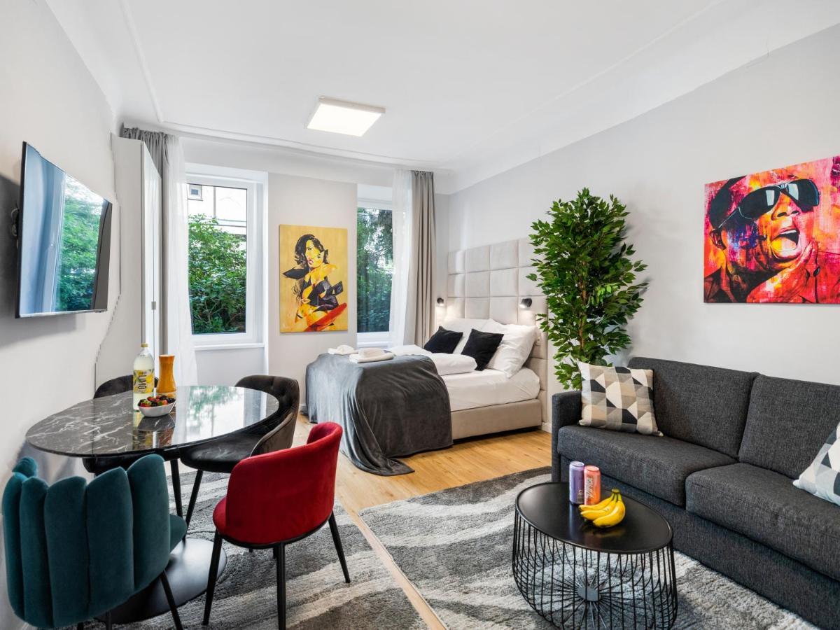Sky9 District 3 Apartment