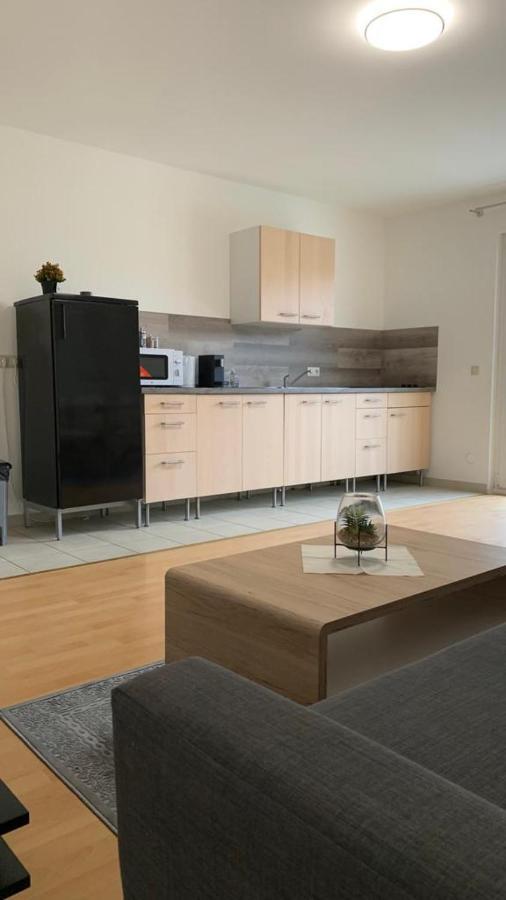 Modern Flat Incl Parking, Near Metro U1