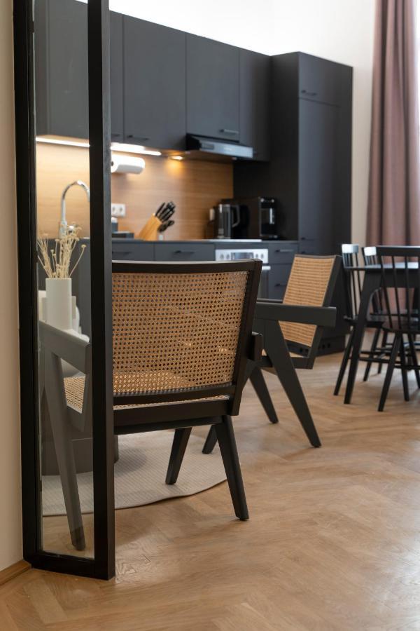 Deluxe In Beliebter Lage I Levestate Apartment Vienna