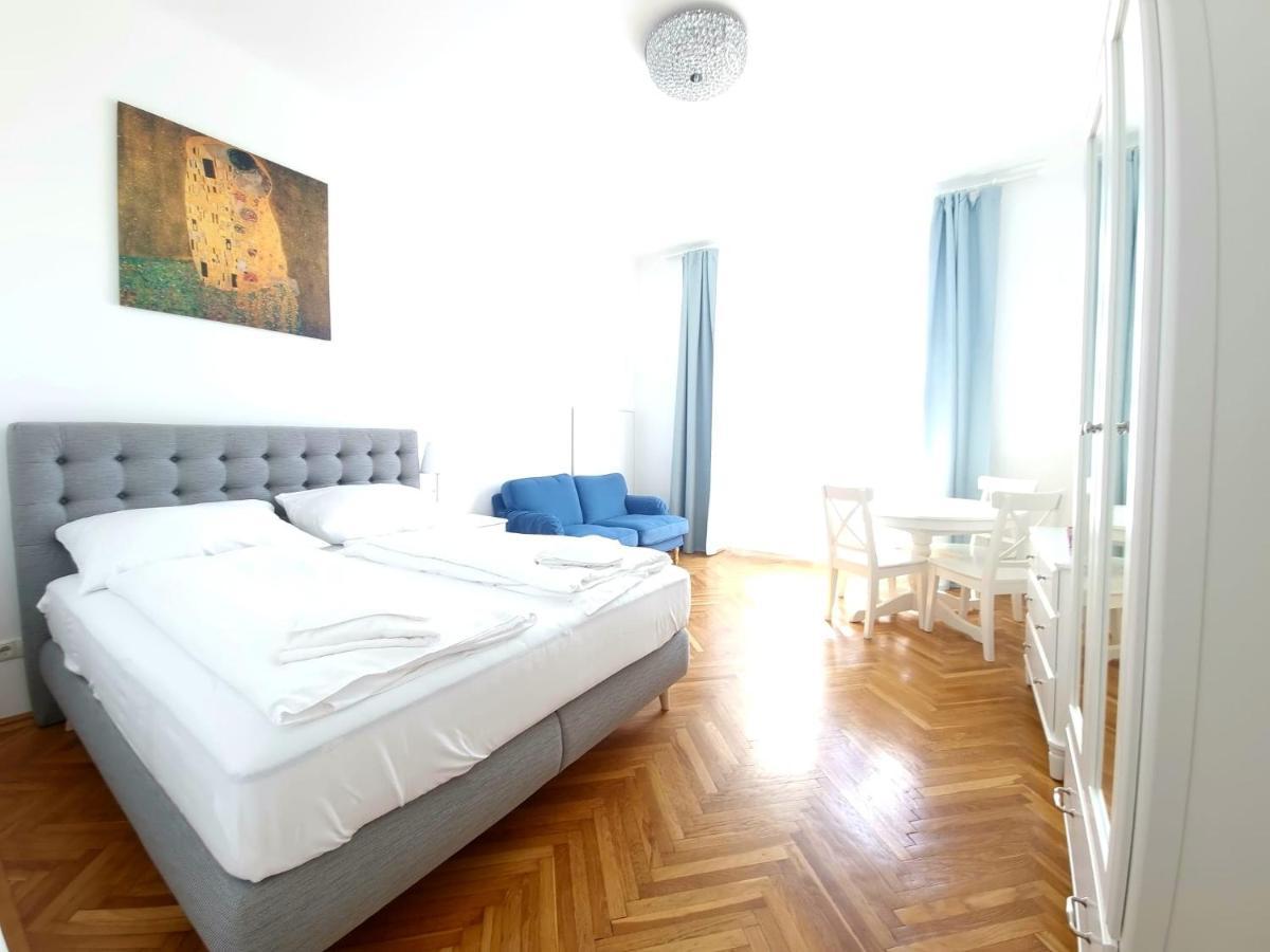 Herzlich Willkommen - Küss Hand 3 Apartment