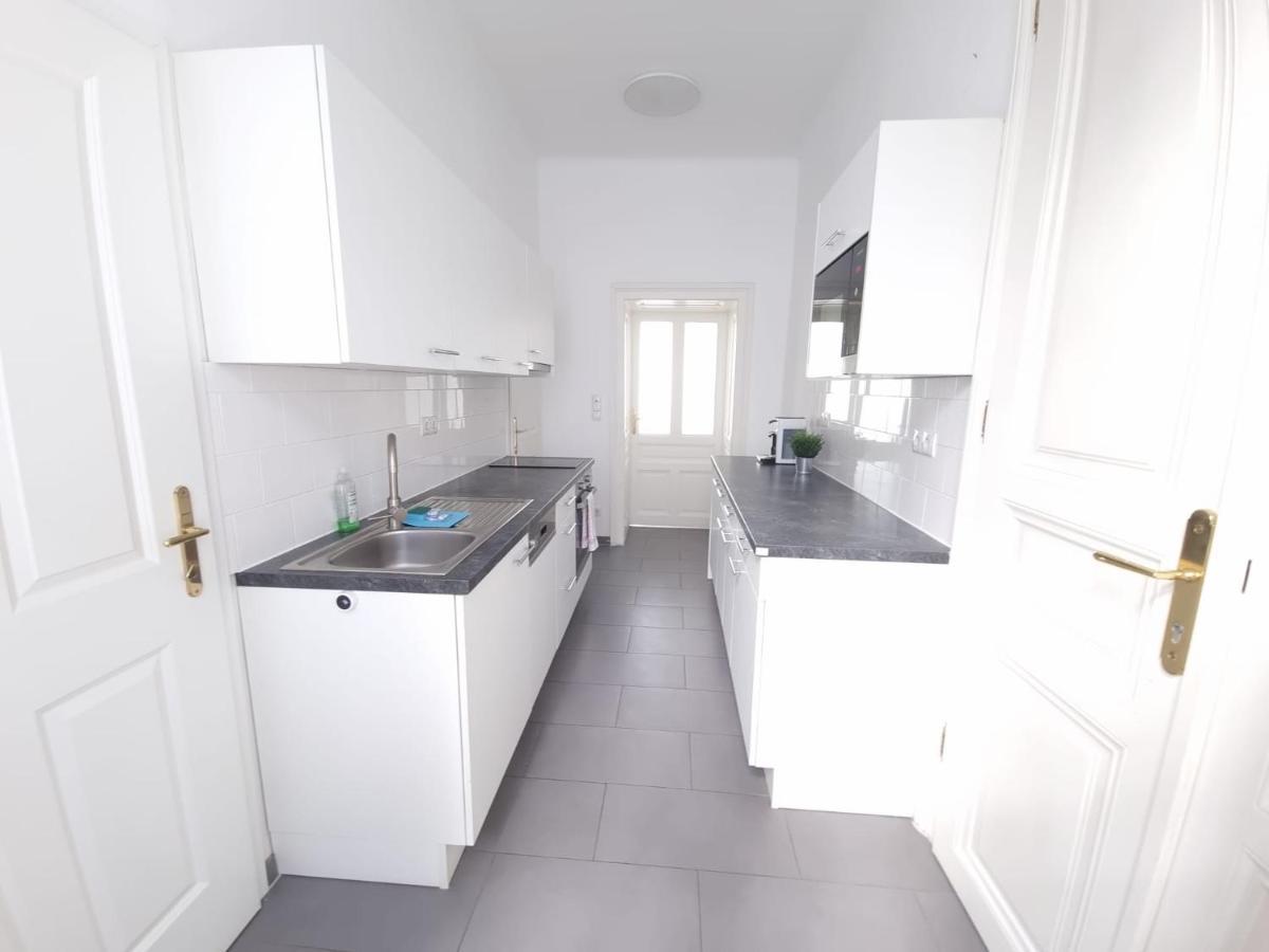 Herzlich Willkommen - Küss Hand 3 Apartment Wien