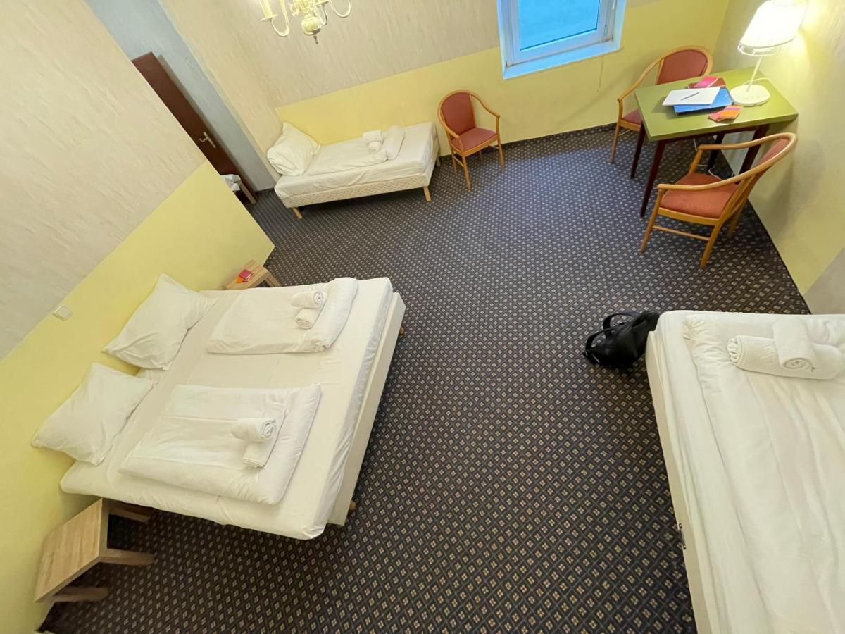 Tabor Hotel