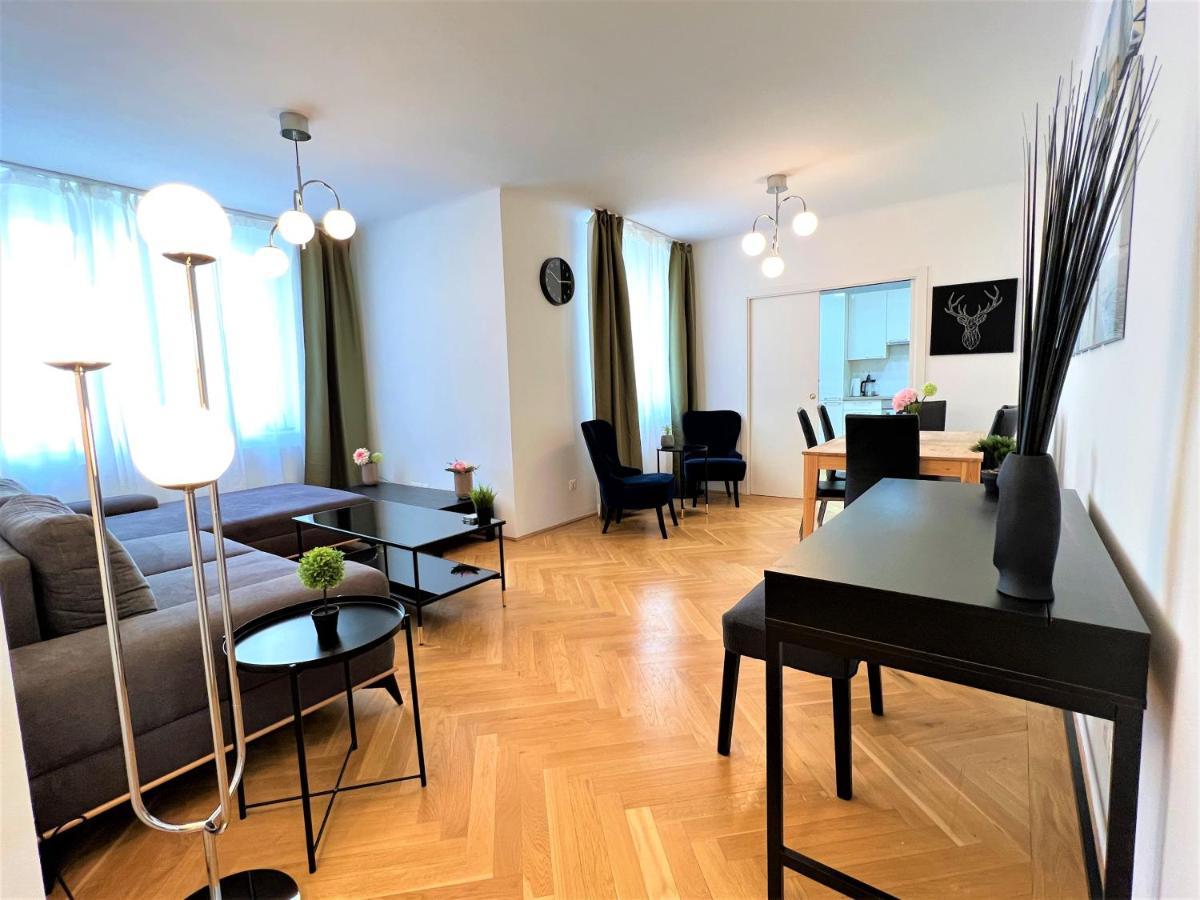 Unique Center Apartamento *