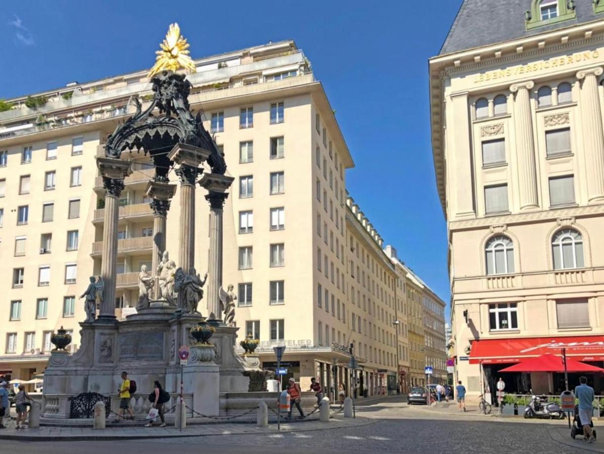 Unique Center Viena