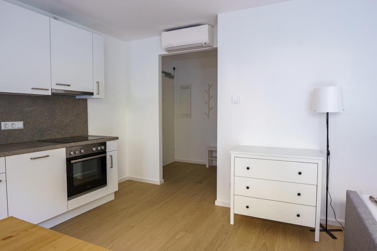 Apartment Living - Breitenseer Straße