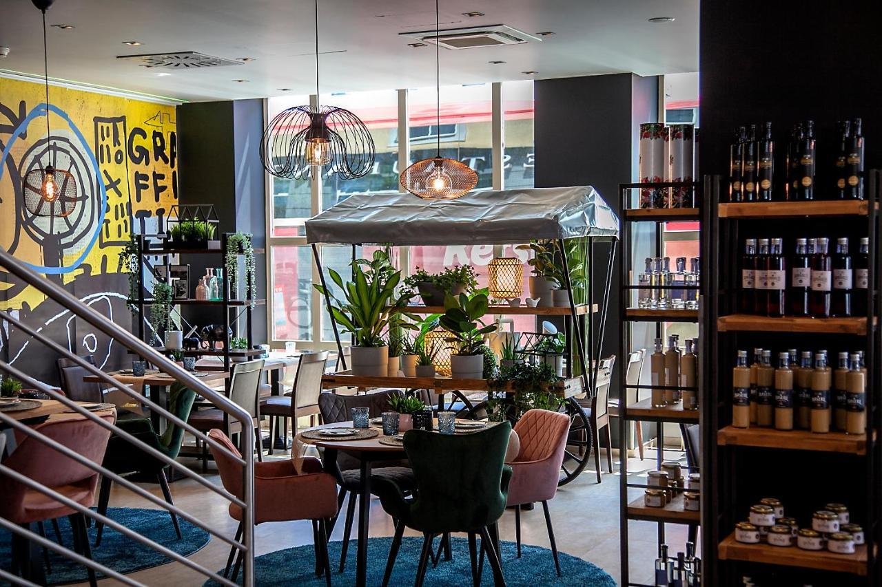 Mercure Westbahnhof 4*