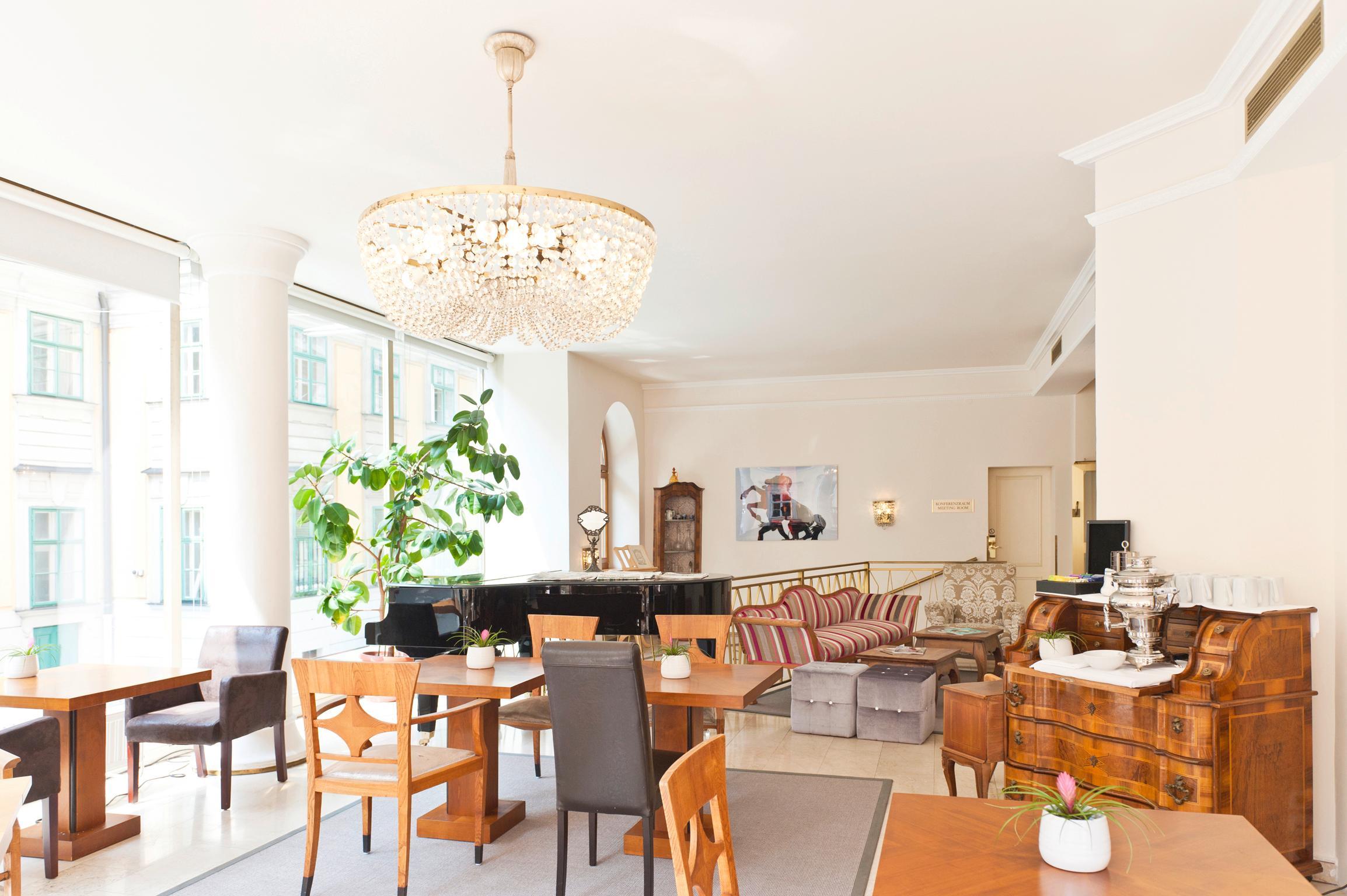 Beethoven Hotel 4*