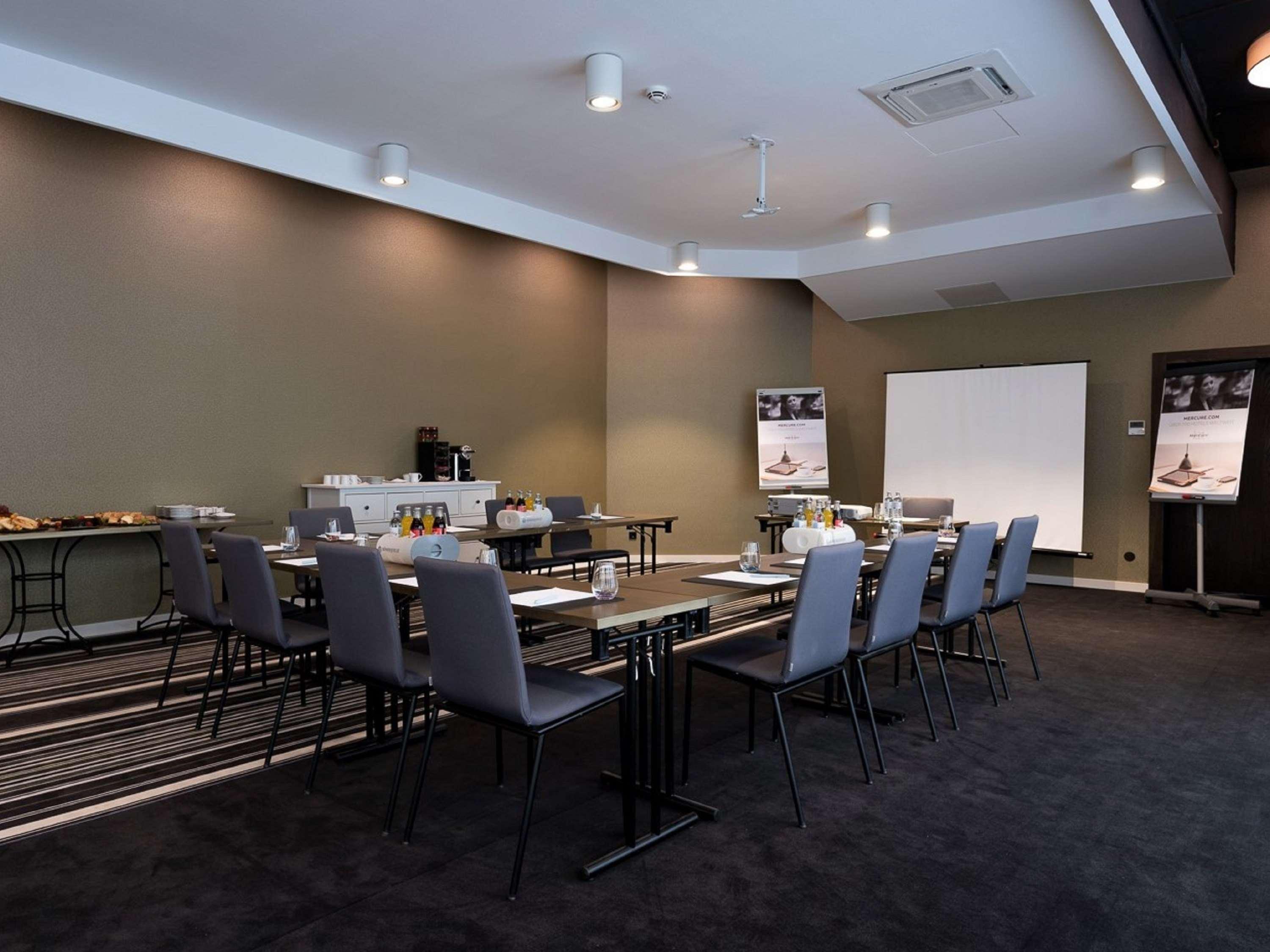 Mercure Raphael Hotel