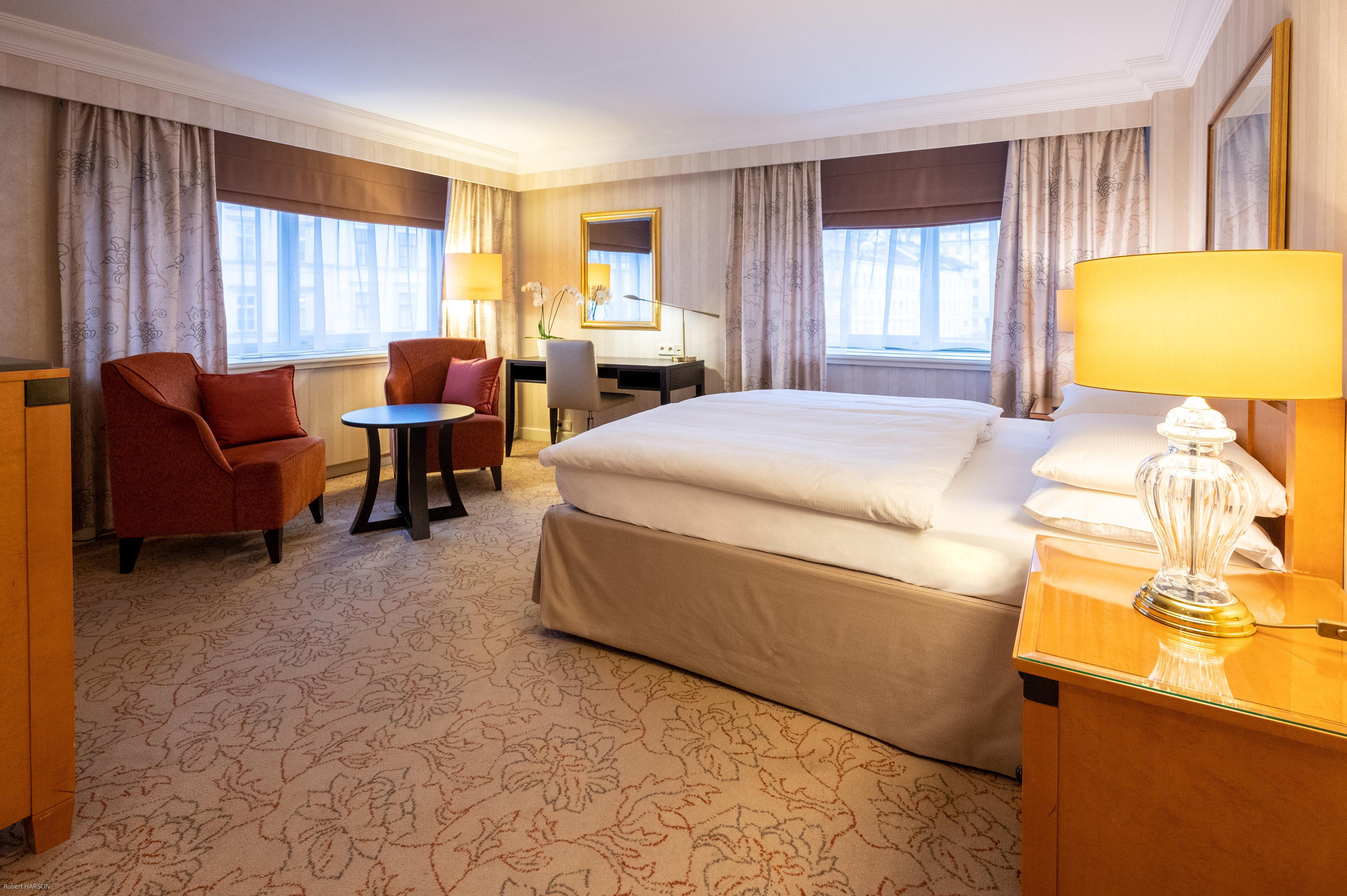 Hilton Waterfront 4* Vienna