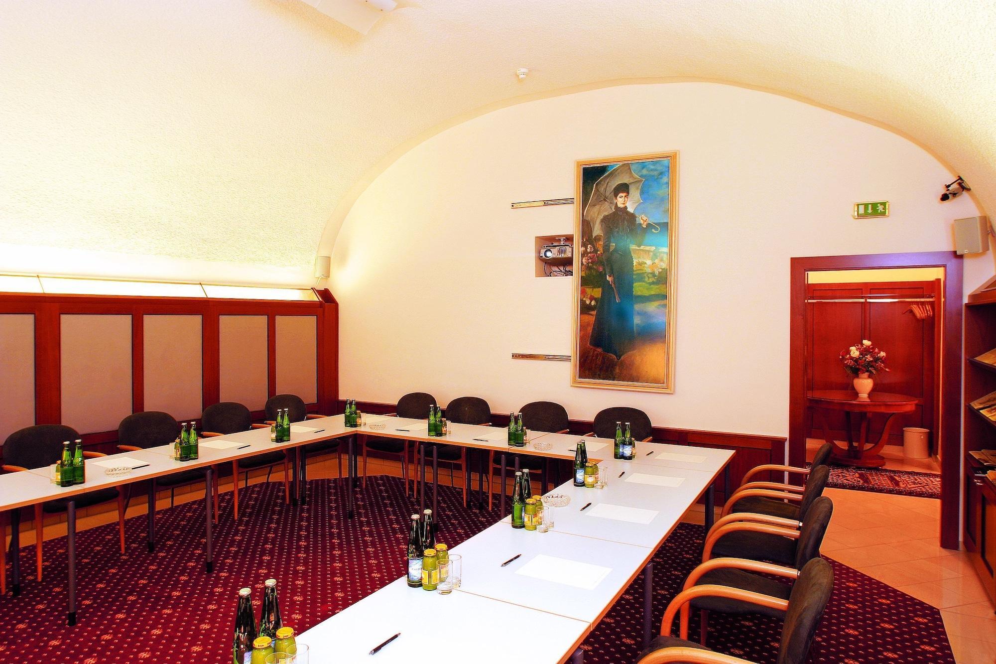 Hotel Kaiserin Elisabeth 4*