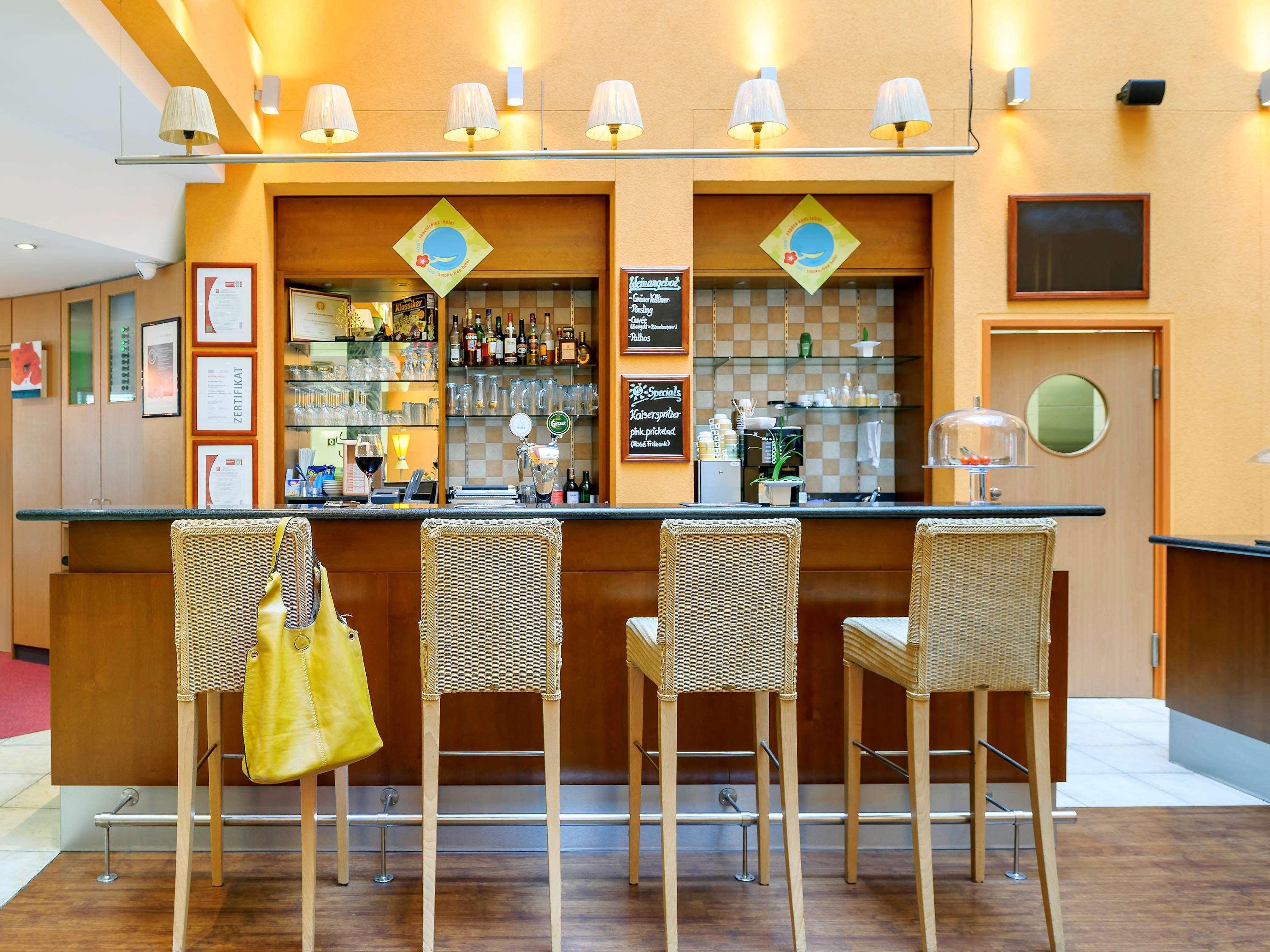 Ibis Hotel 3*
