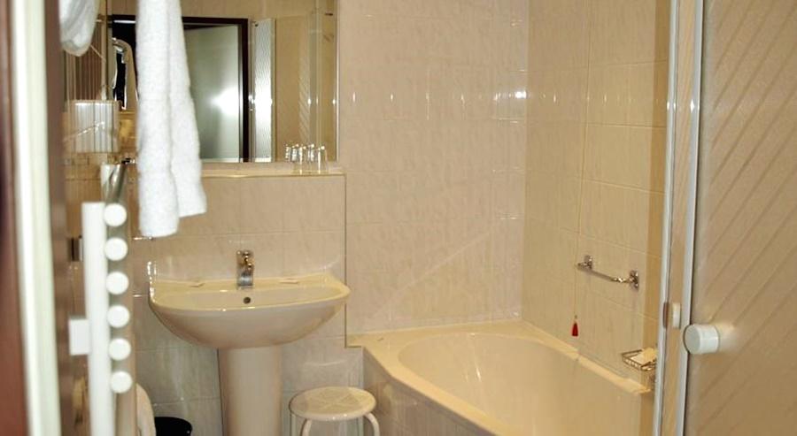 Admiral Hotel 3*