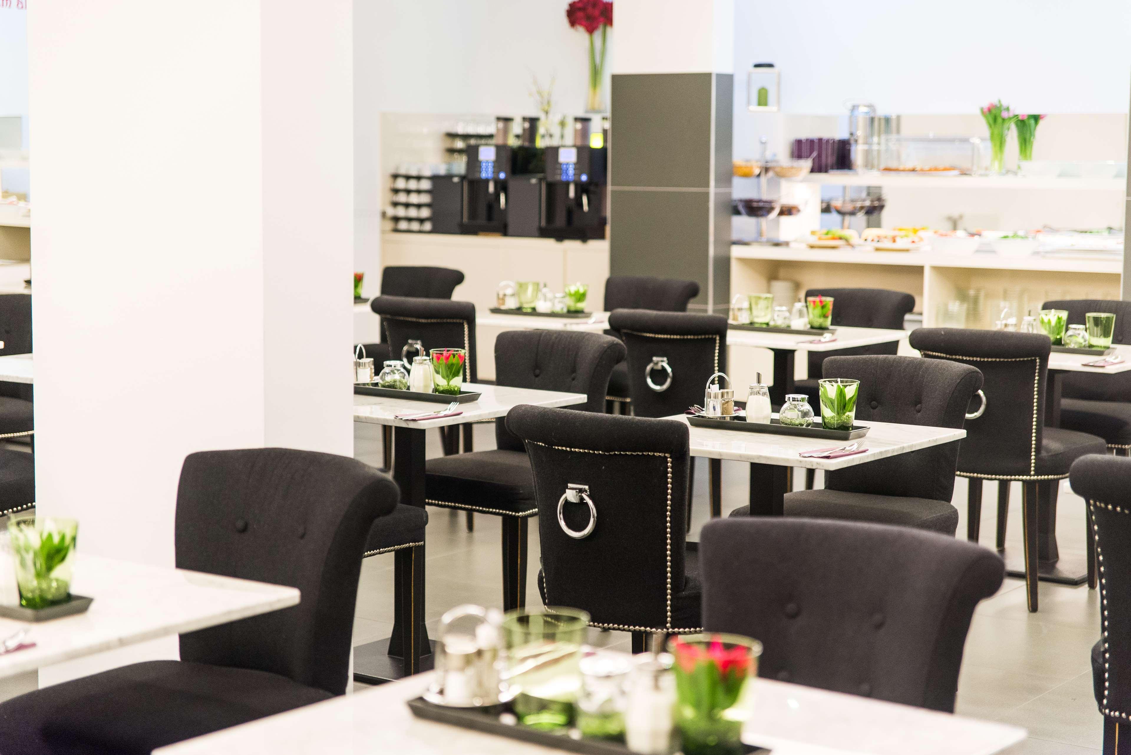 Elaya West 4* Viena