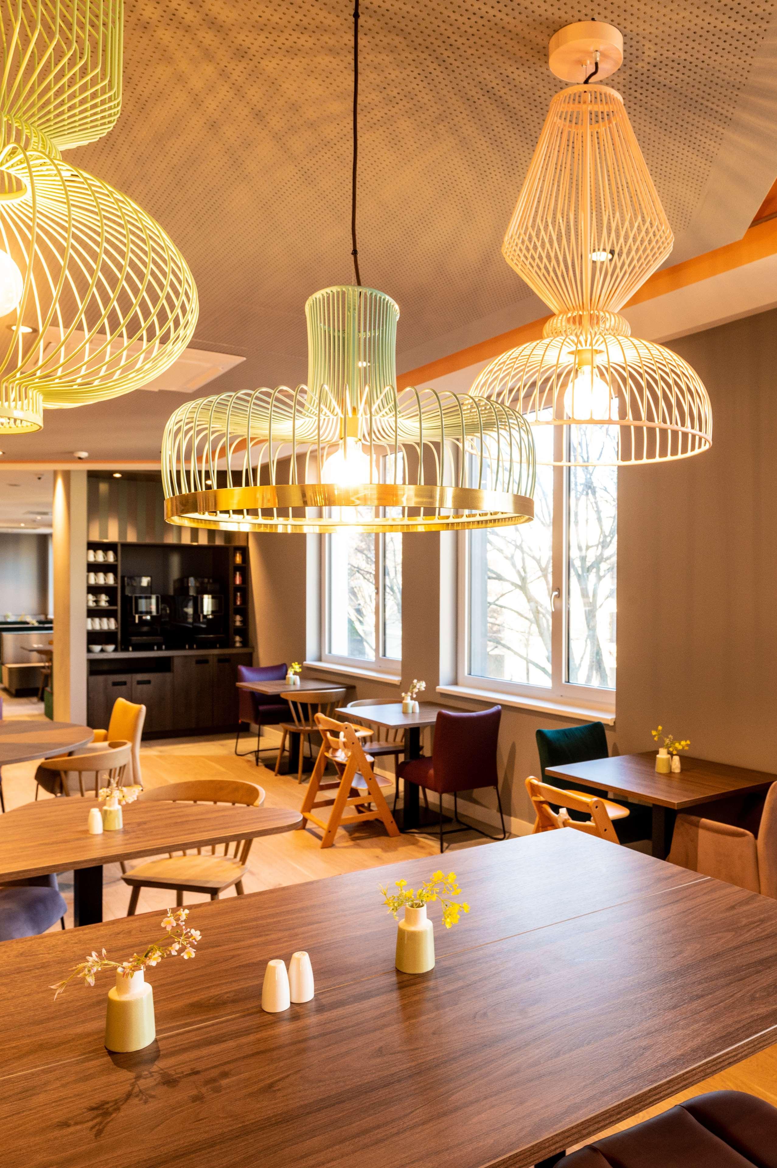 Hotel Hampton By Hilton Messe 3*