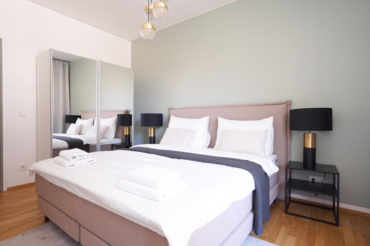 Appartamento Exclusive 2-bedroom With Pool & Balcony