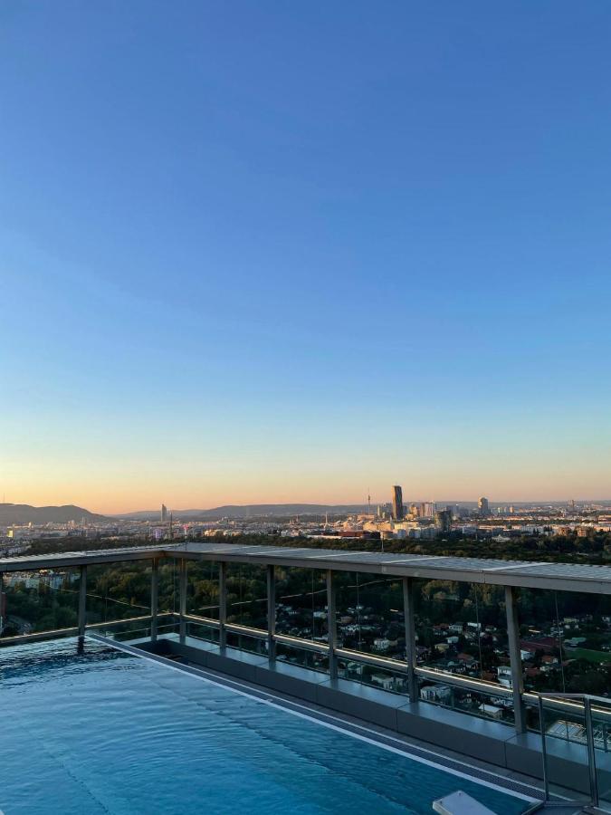 Exclusive 2-bedroom With Pool & Balcony * Vienna
