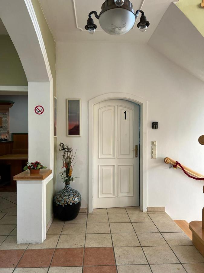 Villa Great Location Exquisite Villa, Free Parking - Suitable For 19 Persons Vienna