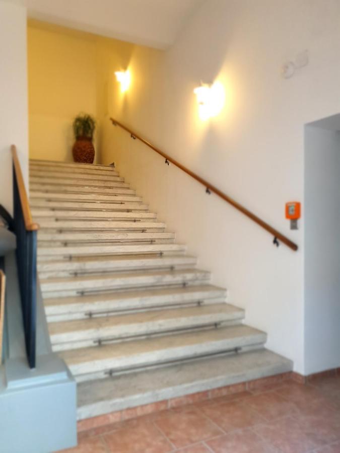 Sunny And Spacious Near Centre * Vienna