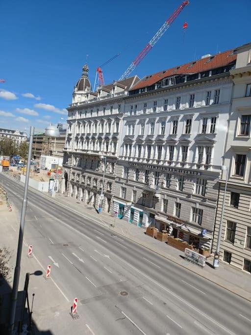 Sehr Zentral Gelegen Apartment Vienna