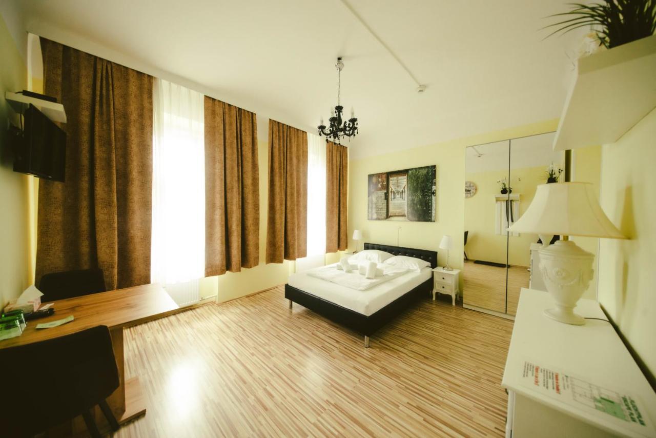 Hotel California Viena