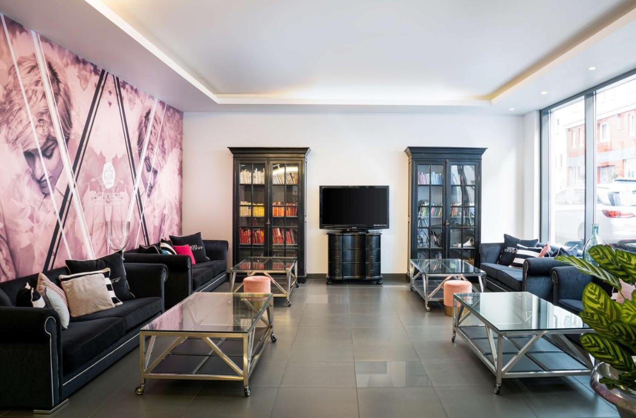 Elaya West Hotel 4*
