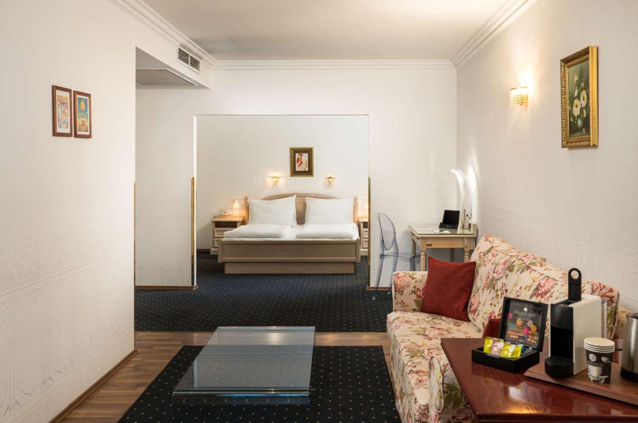 Arthotel Ana Gala Hotel 3*