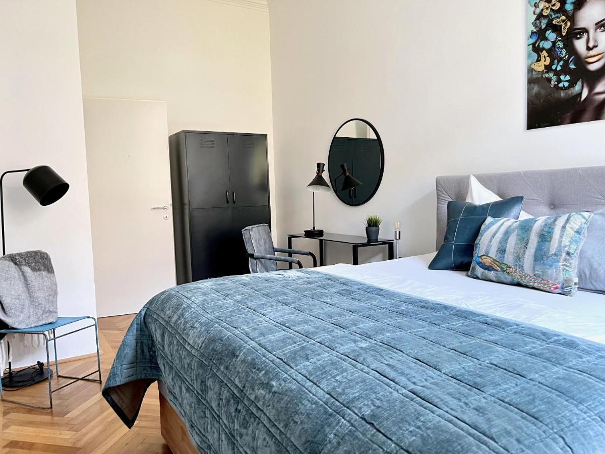 Belle Art Design Im Herzen Von Apartamento