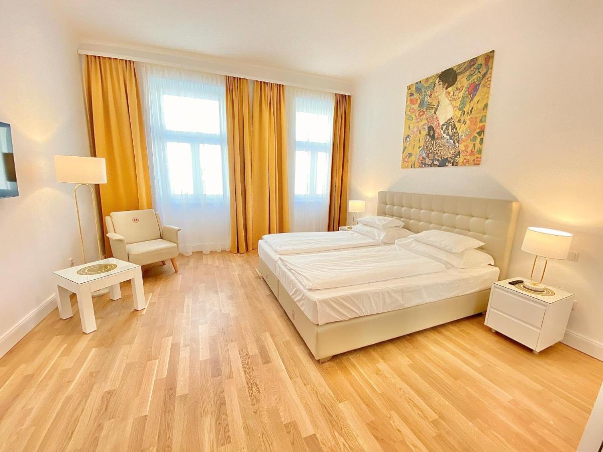 Steiner Residences Reumannplatz Vienna
