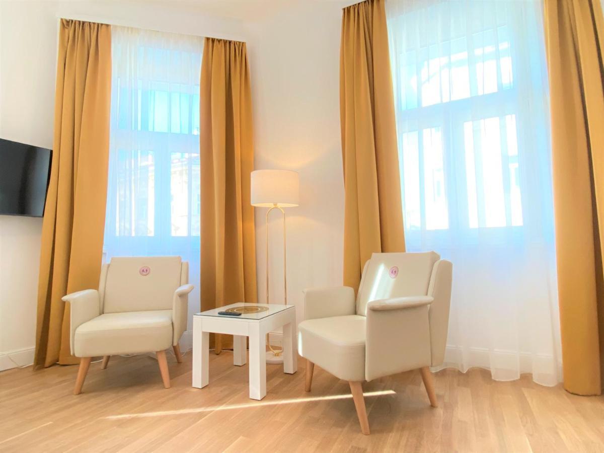 Steiner Residences Reumannplatz * Vienna