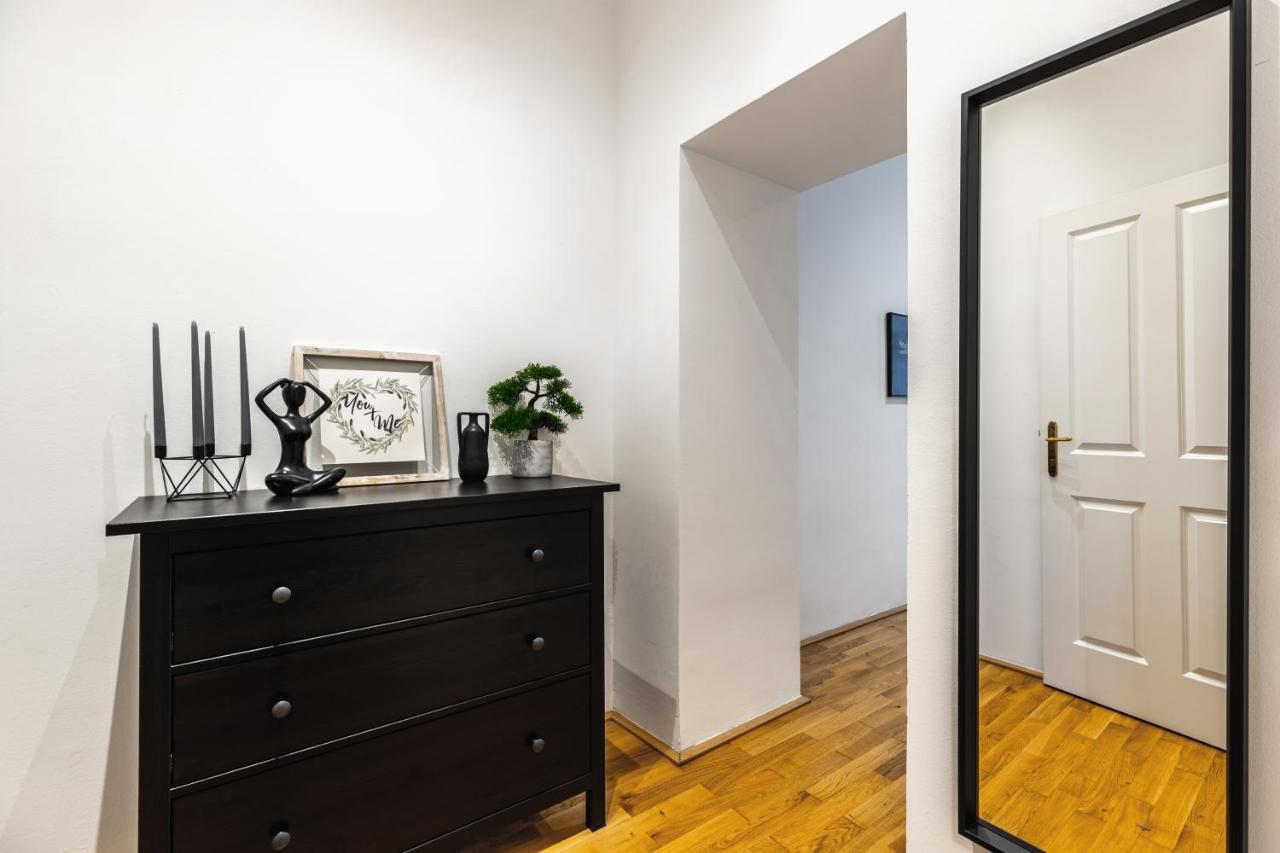Apartment Stylish Designed In A Calm District