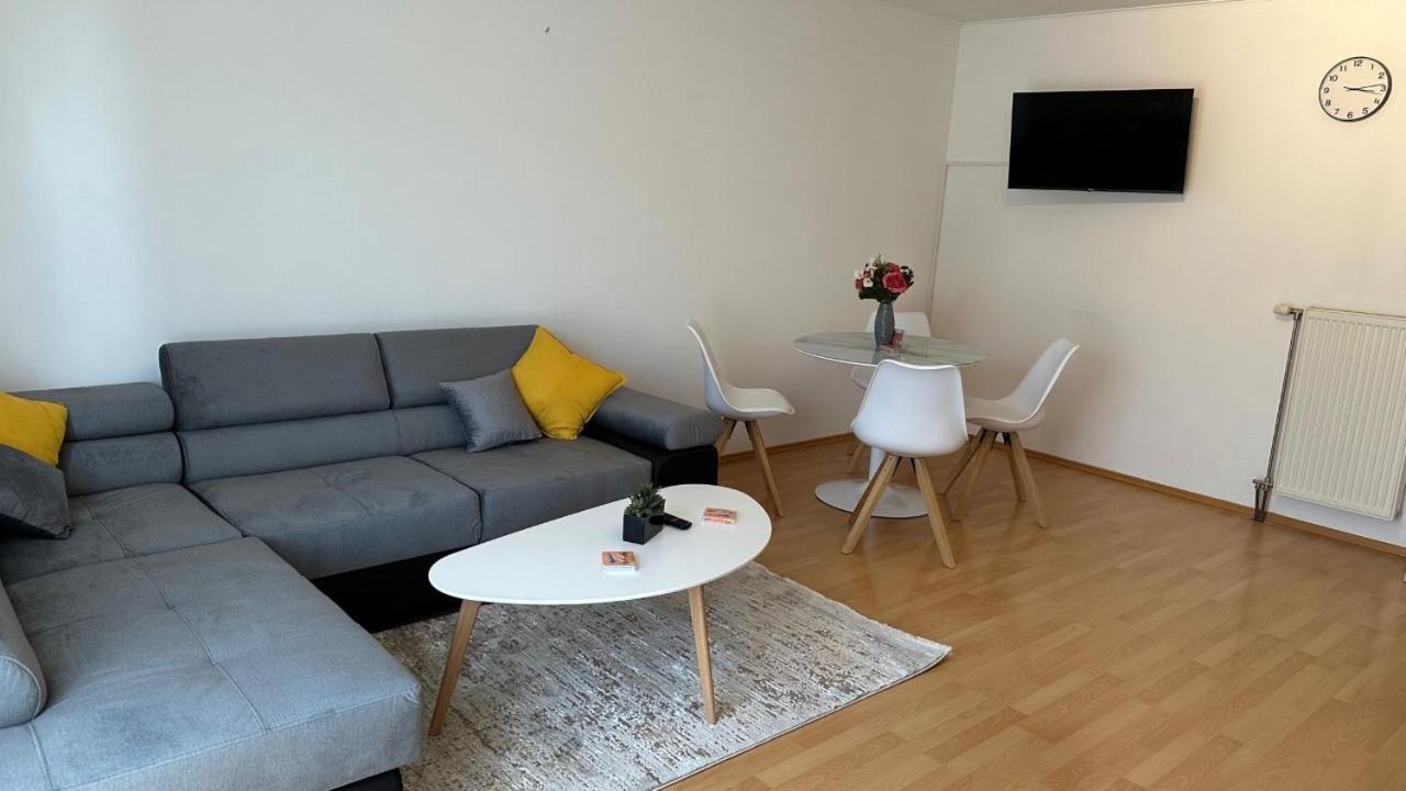 Modern Flat Incl Parking, Near Metro U1 Apartment Vienna