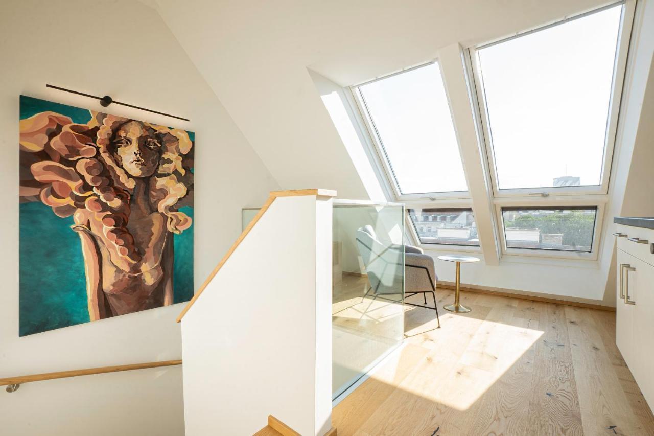 Orestaliving - Penthouse With Designer Renovation Apartamento *