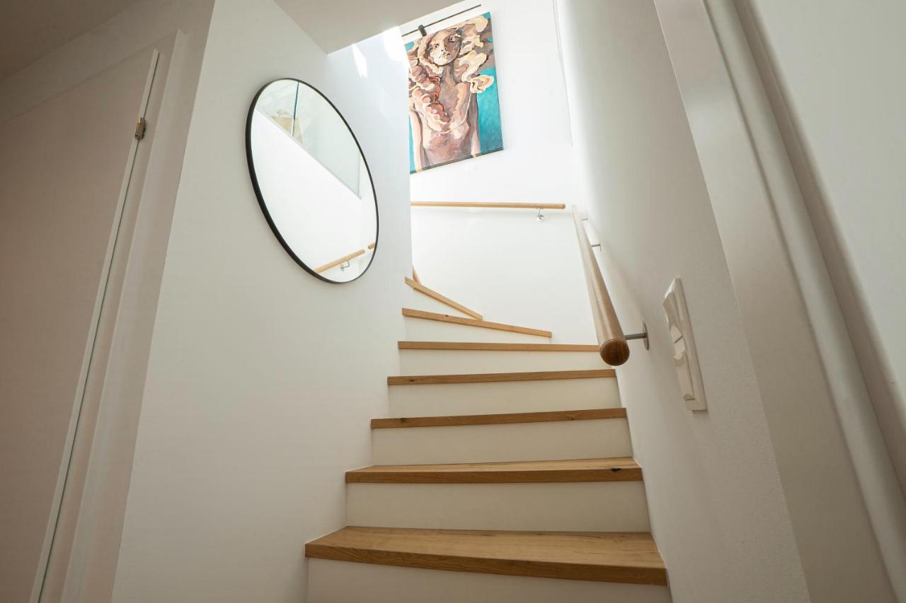 Orestaliving - Penthouse With Designer Renovation Apartamento *