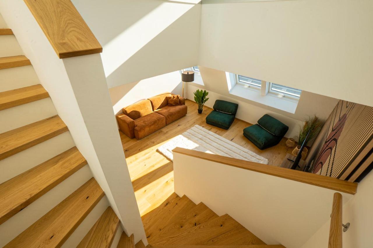 Apartment Orestaliving - Penthouse In 2nd District With View *