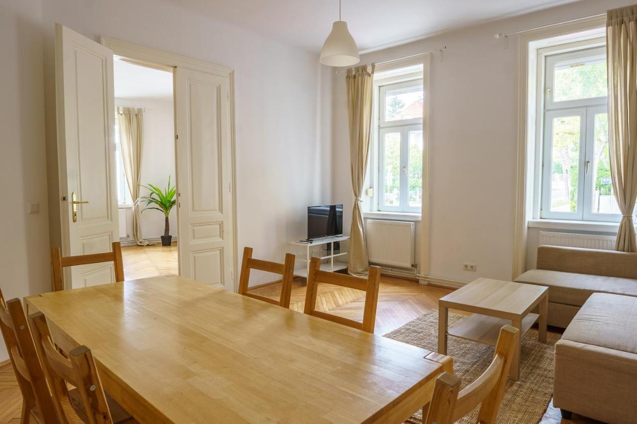 Central Living - Schoenbrunn Apartment Vienna