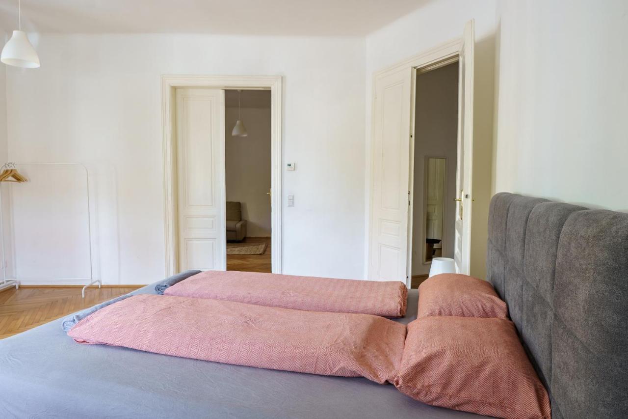 Central Living - Schoenbrunn Vienna
