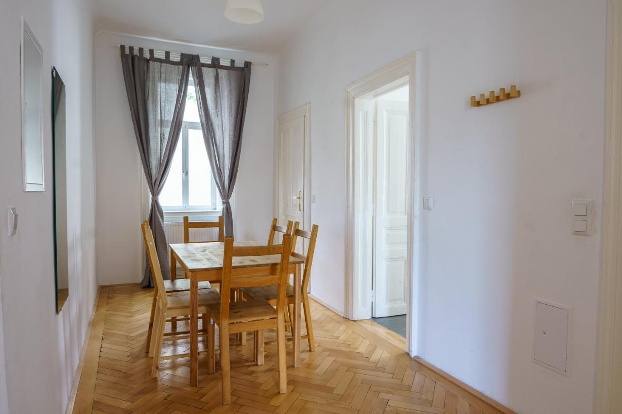 Central Living - Schoenbrunn Apartment Vienna