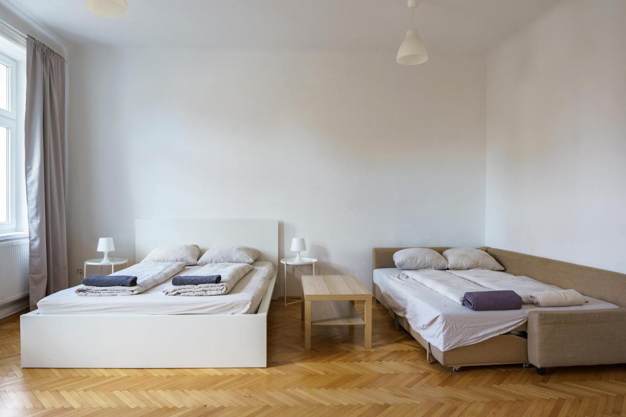 Central Living - Schoenbrunn Apartment