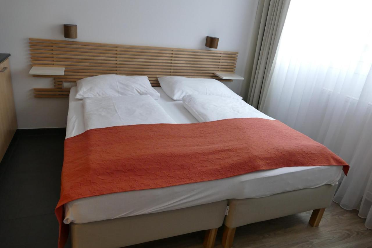 Comfy Mini Vienna