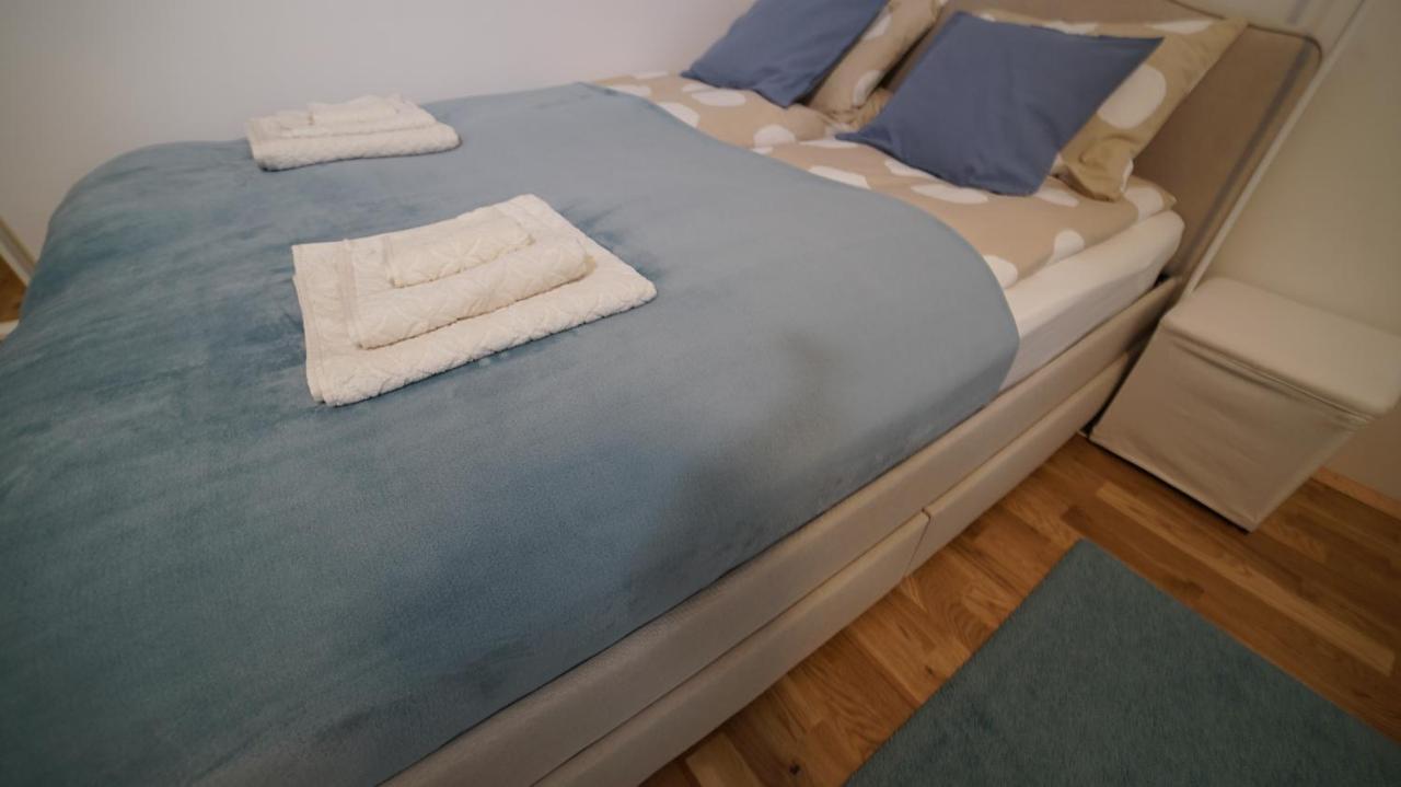 Malixa - In The Heart Of Next To Metro Vienna
