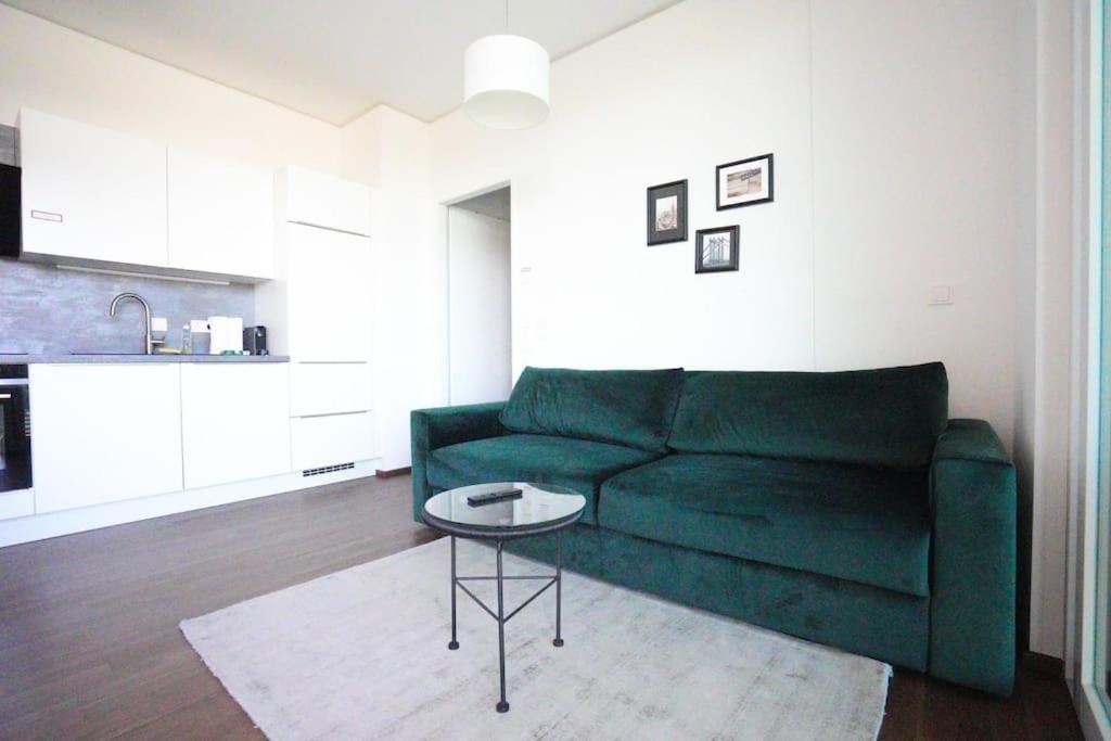 Exclusive With Pool And Terrace Apartment *